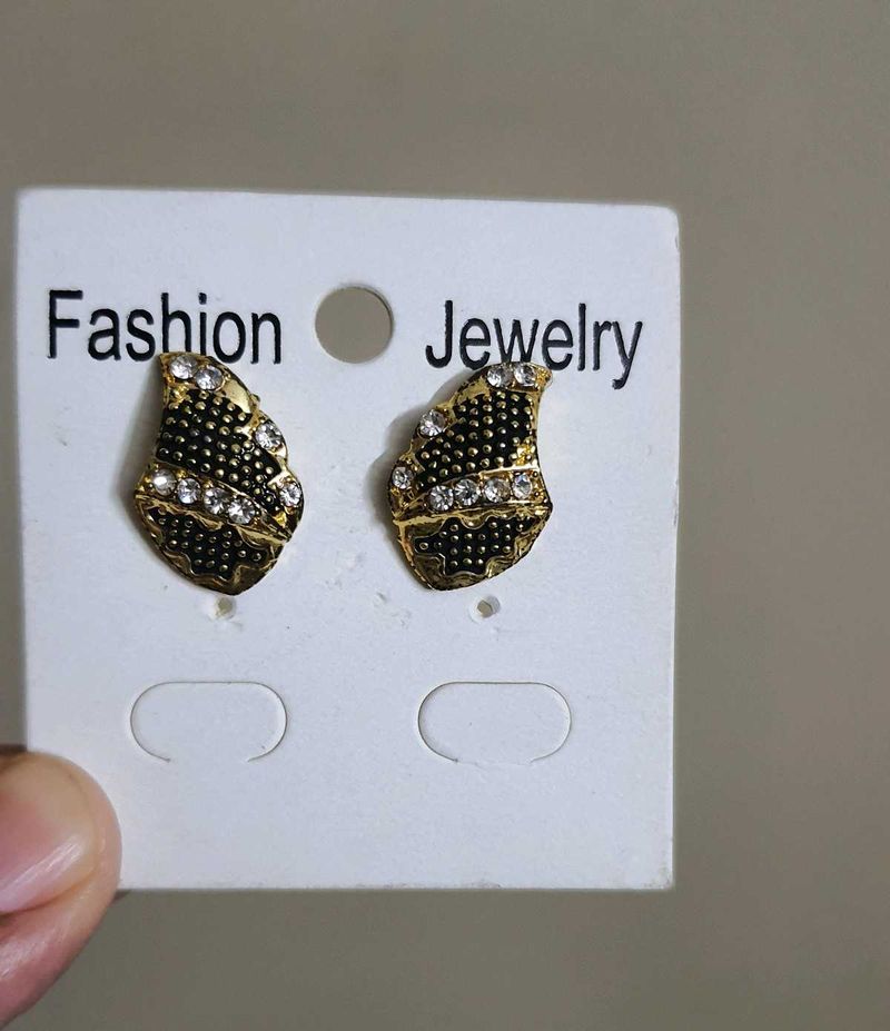 Gold Tone Stud Earrings with Rhinestones