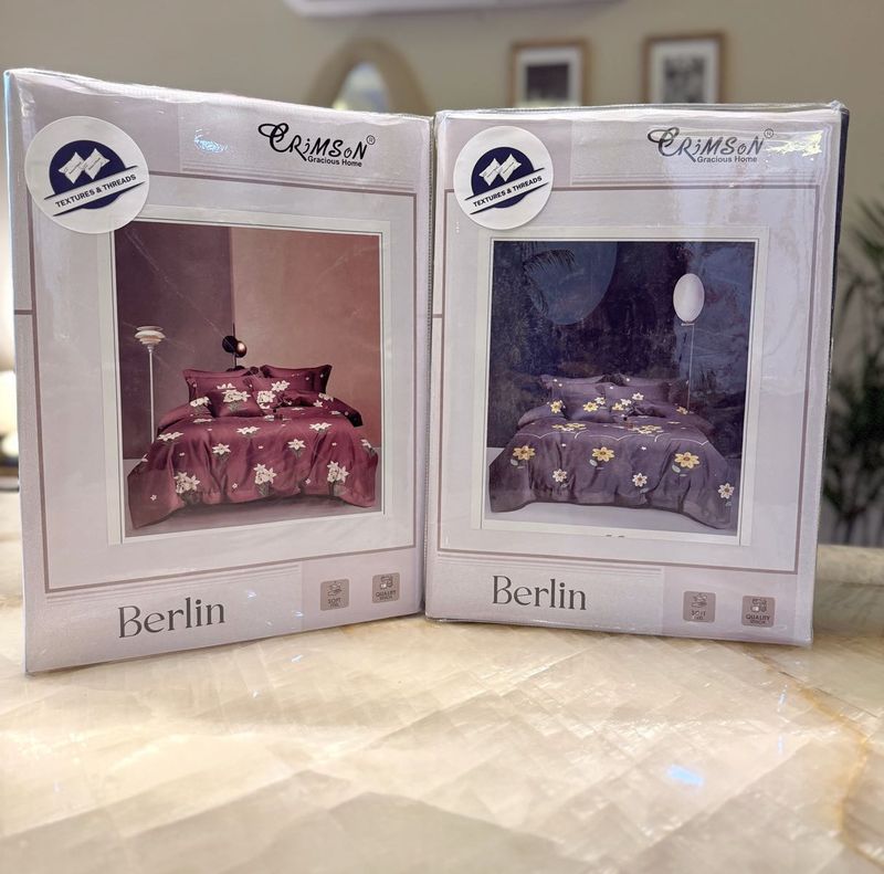 Crimson Berlin Bedding Set