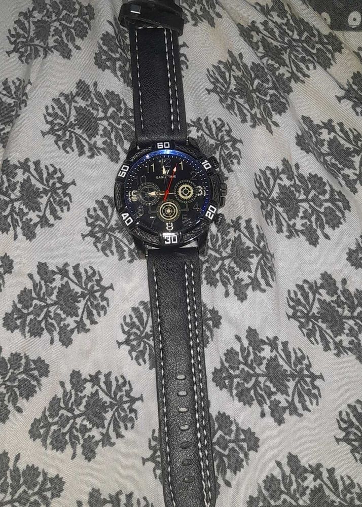 Stylish Men's Analog Watch