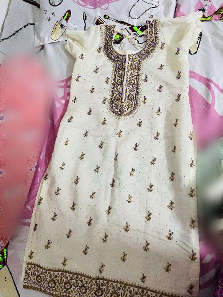 Beautiful Embroidered Kurta
