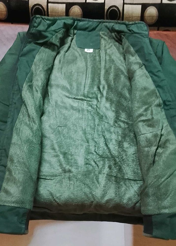 green jacket size XL and L comfortable