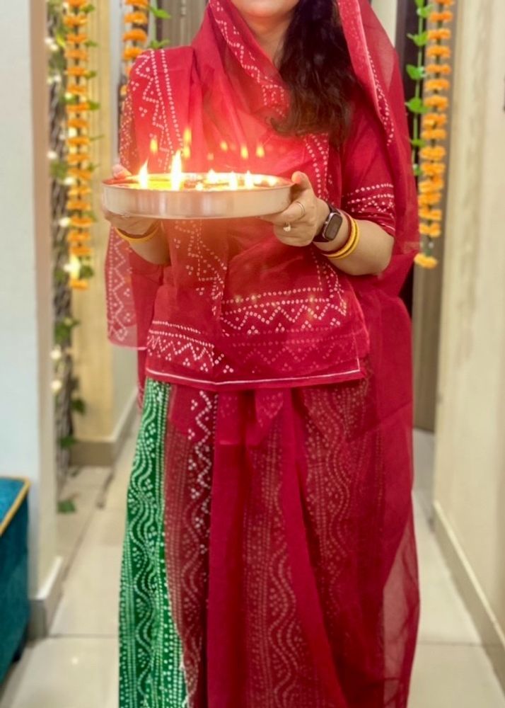 Red Bandhani Print Rajputi Poshak
