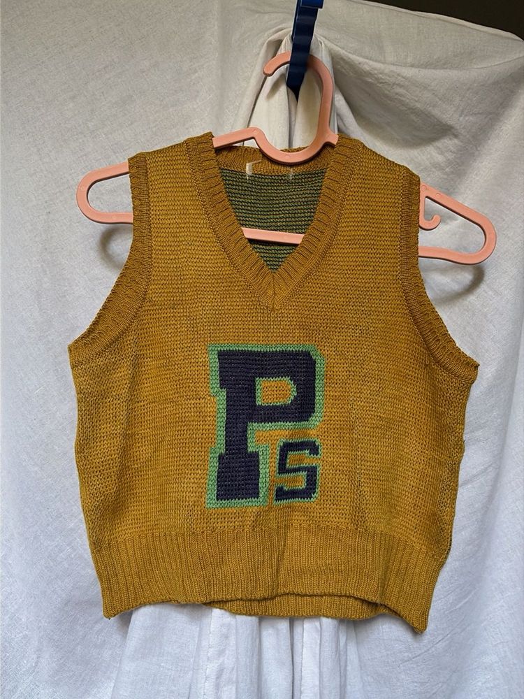Retro Knit Sweater Vest