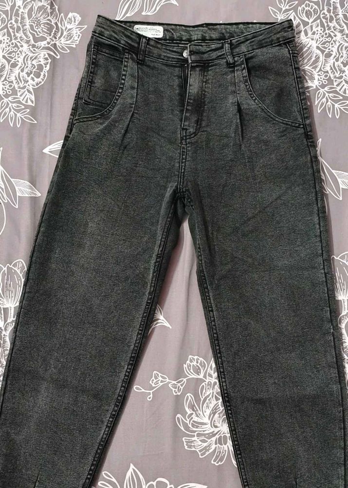 Mom Fit Denim Jeans 👖