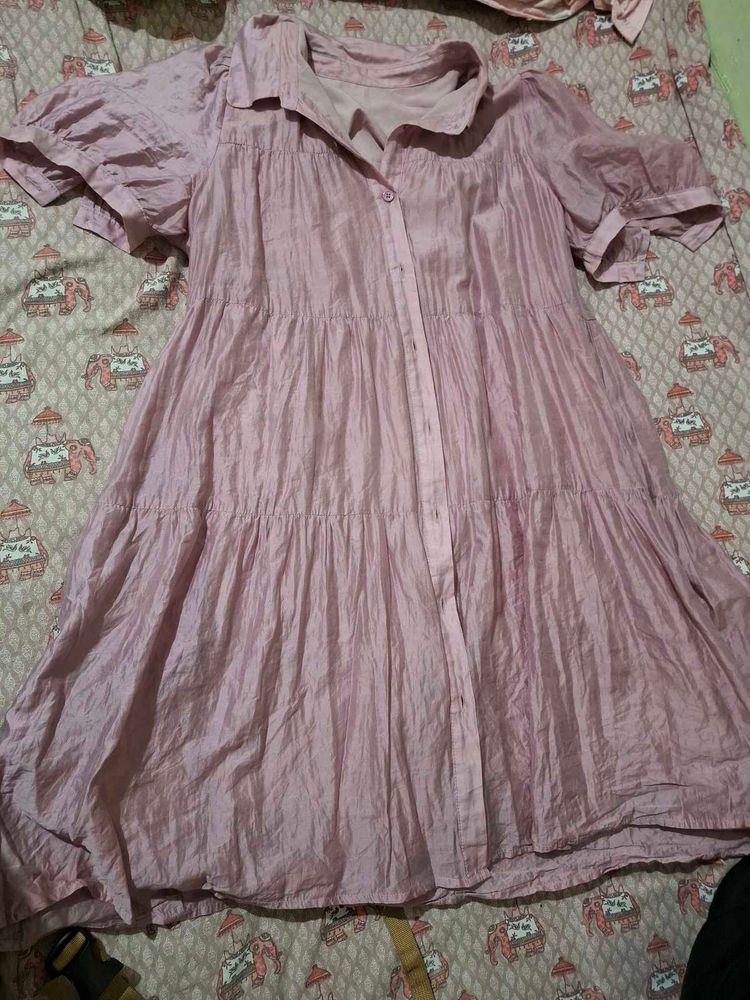 Chic Pink Tiered Midi Dress