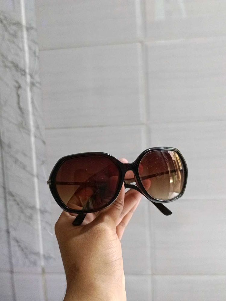 Chic Oversized Sunglasses
