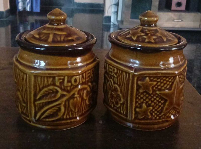 Pack of 2 Vintage Ceramic jar(750grm)