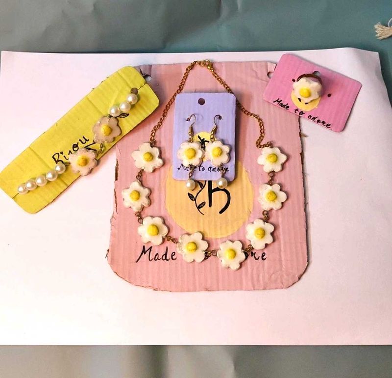 Cute Daisy Flower Jewelry Set