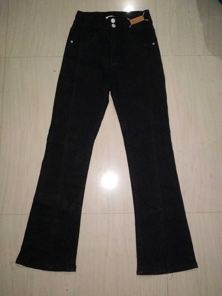 Black bootcut Jeans