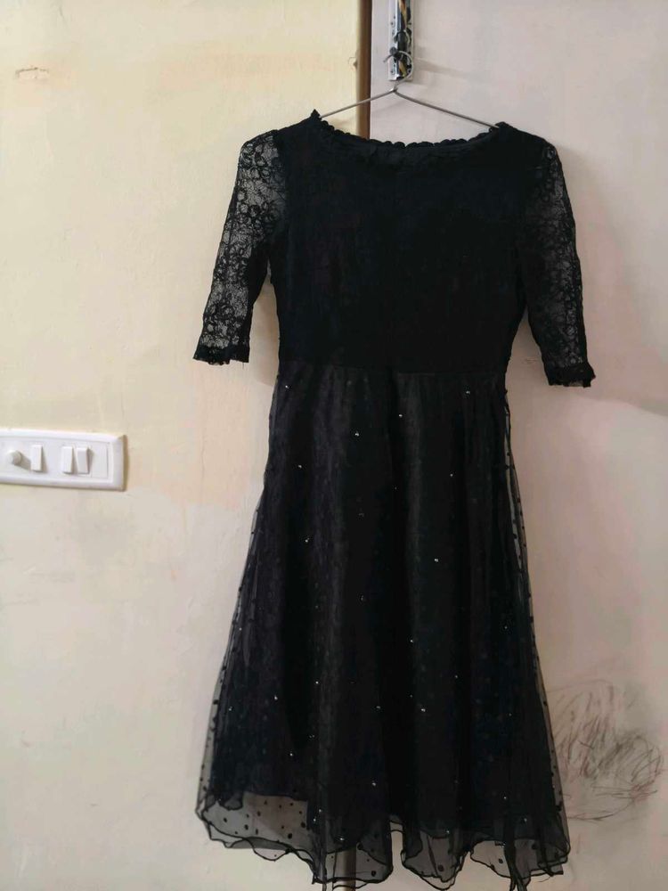 Elegant Black Dress