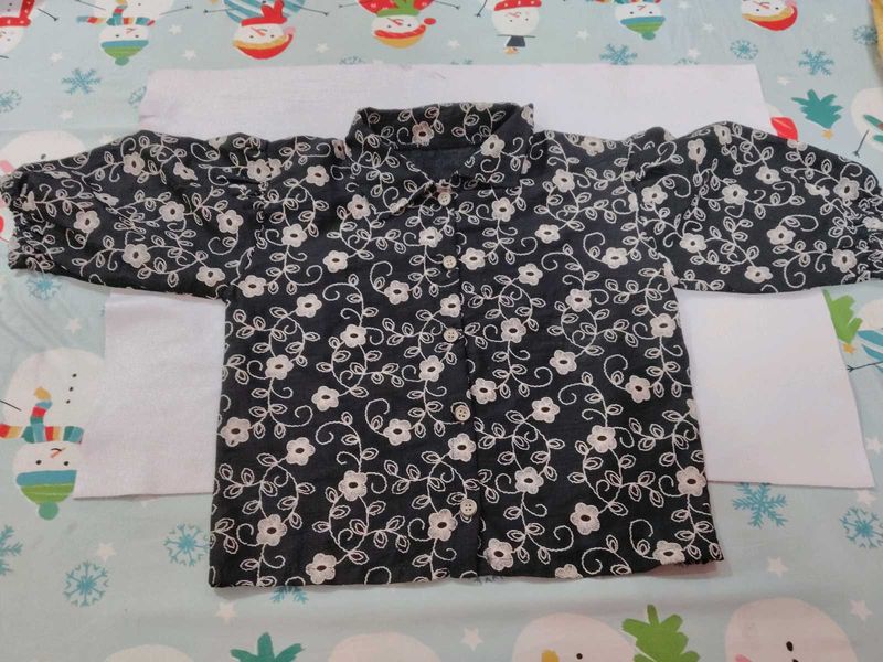Chic Floral Print Button-Up Shirt