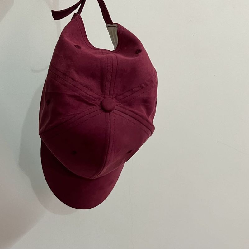 Cute Maroon Cap for Street Wear