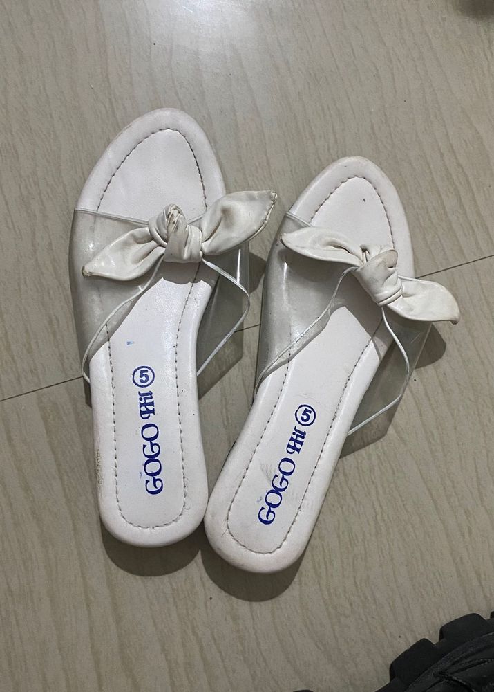 White Bow Flats