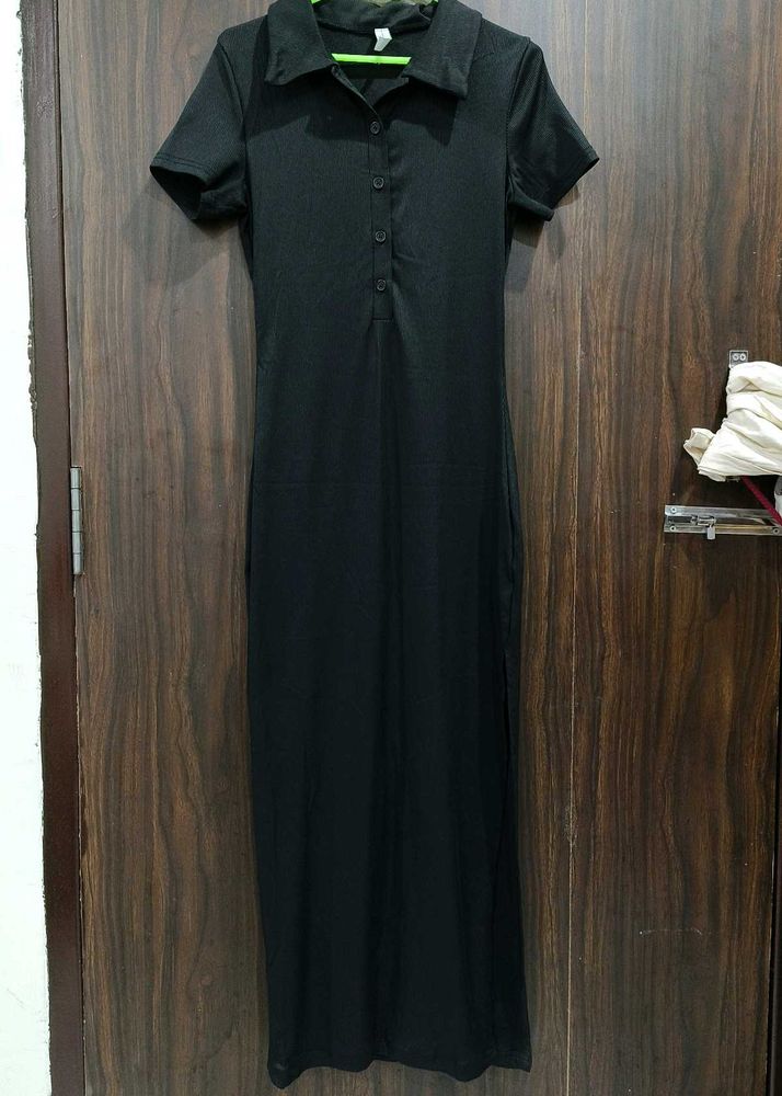 Chic Black Button-Down Maxi Dress