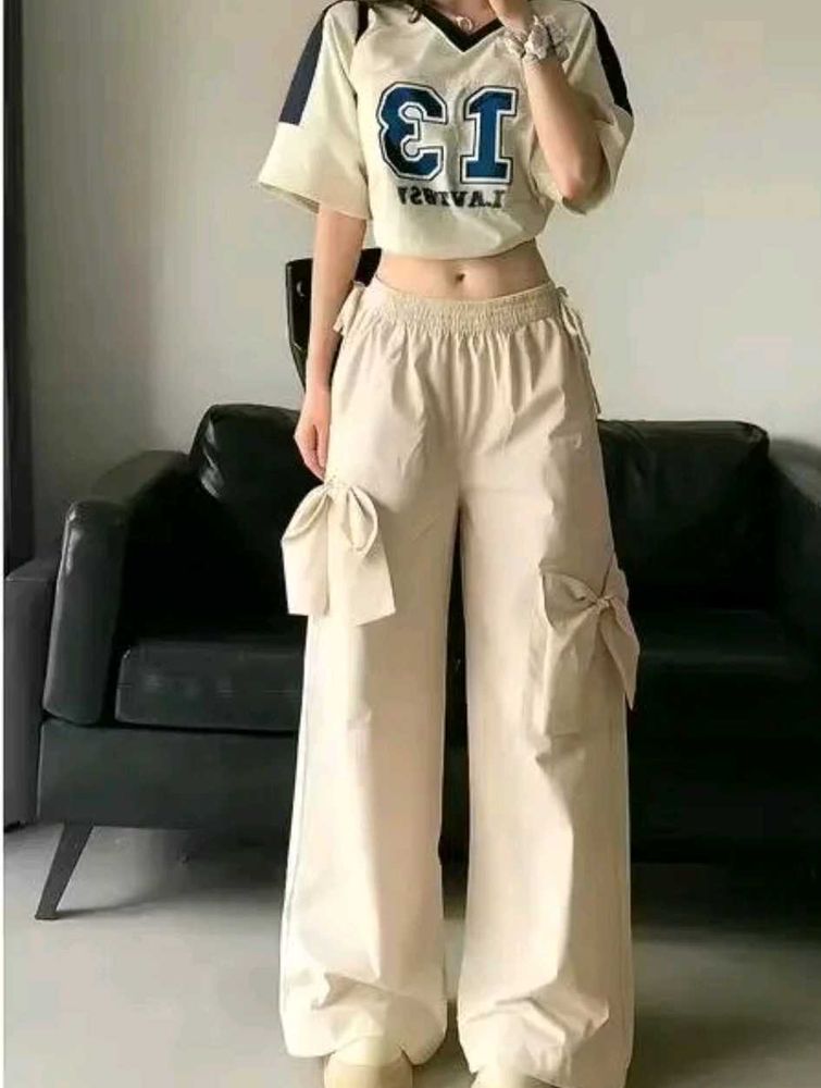 Trendy Wide-Leg Cargo Pants