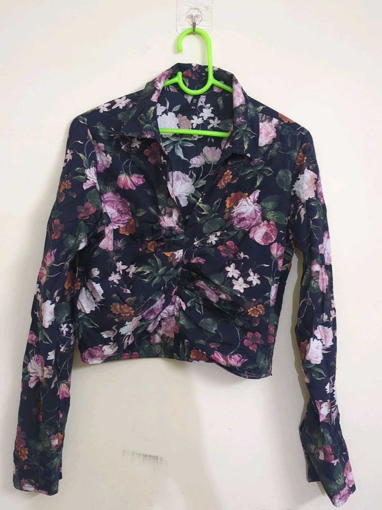 Floral Ruched Cropped Shirt