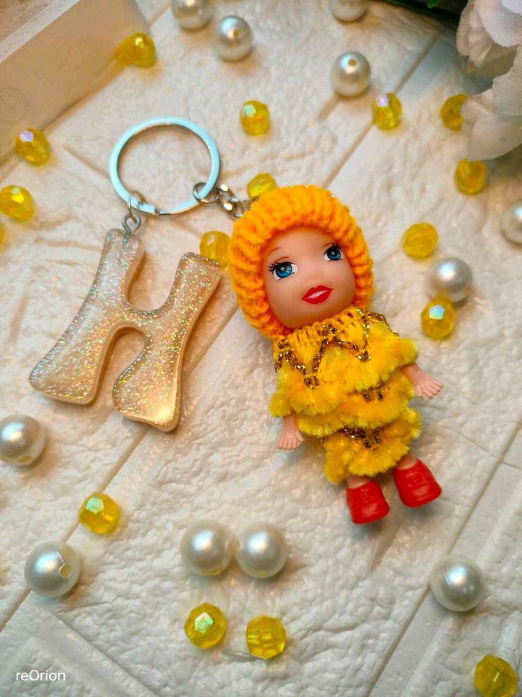 resin alpbhet keychain (H)