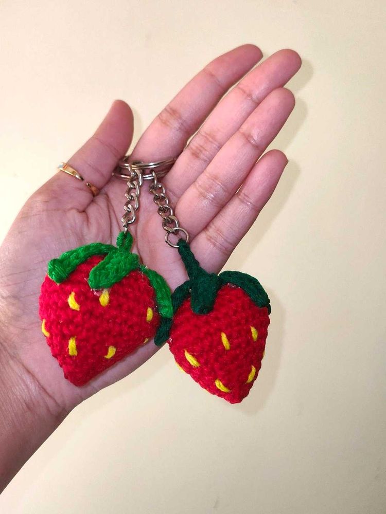 Cute Crochet Strawberry Keychains-2