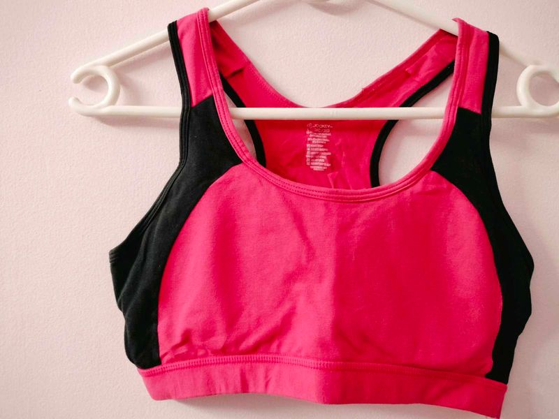 SPORTS BRA (It's almost NEW without