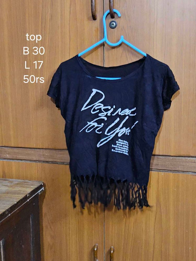 Black Fringed Graphic Print Top