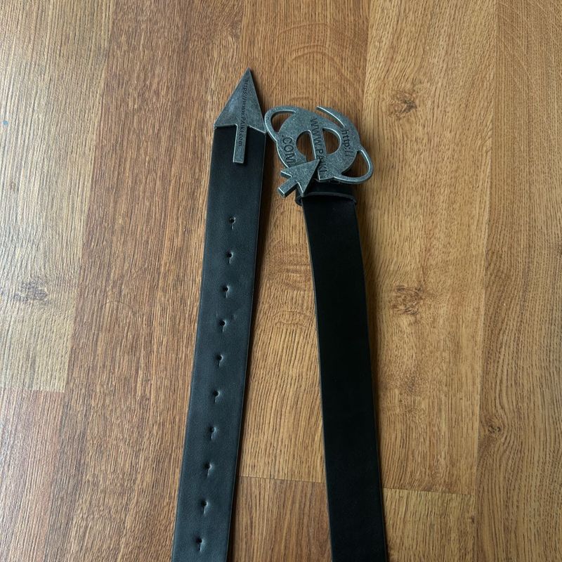 PAIKI Browser Mouse Distressed Metal Belt.
