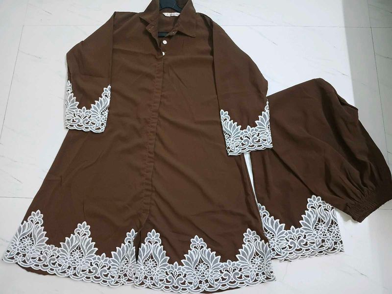 Elegant Brown Kurta Set with White Lace