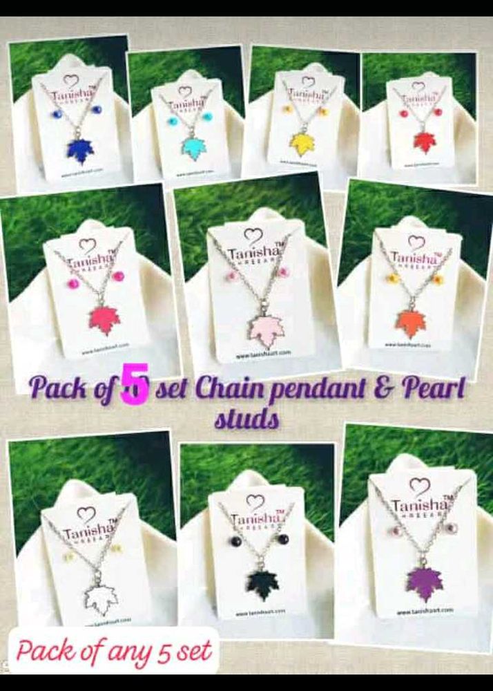Randomly 5 pack of Neck Chain pendant with Earings