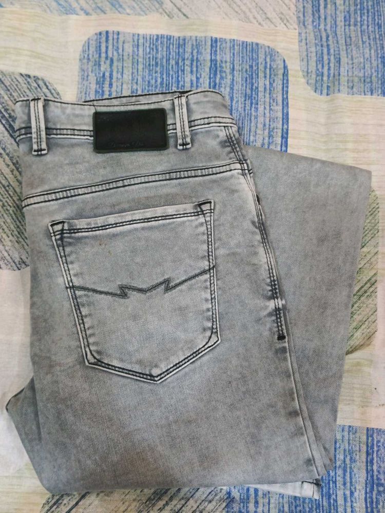 Stylish Grey Wash Jeans