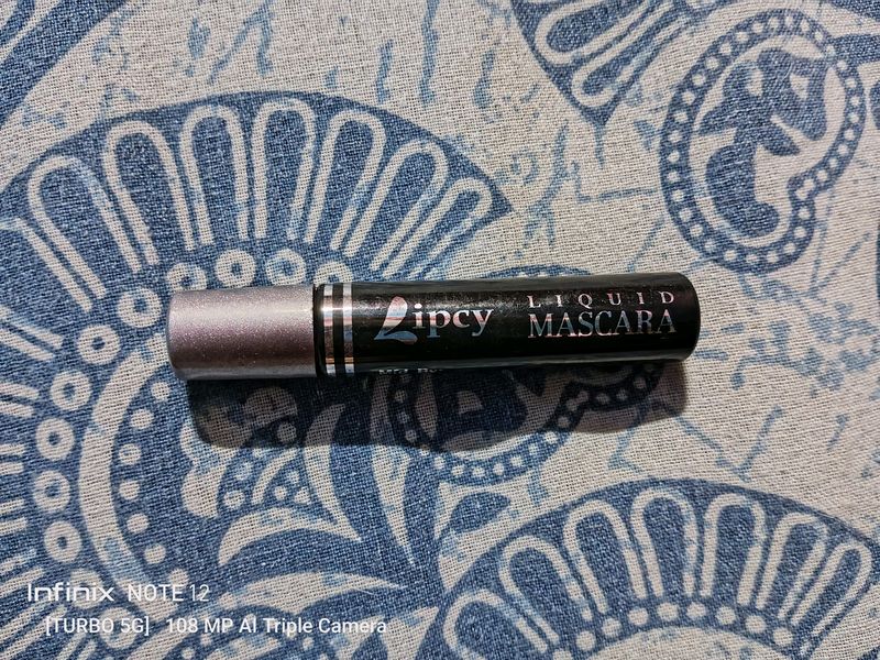LIPSY LIQUID MASCARA