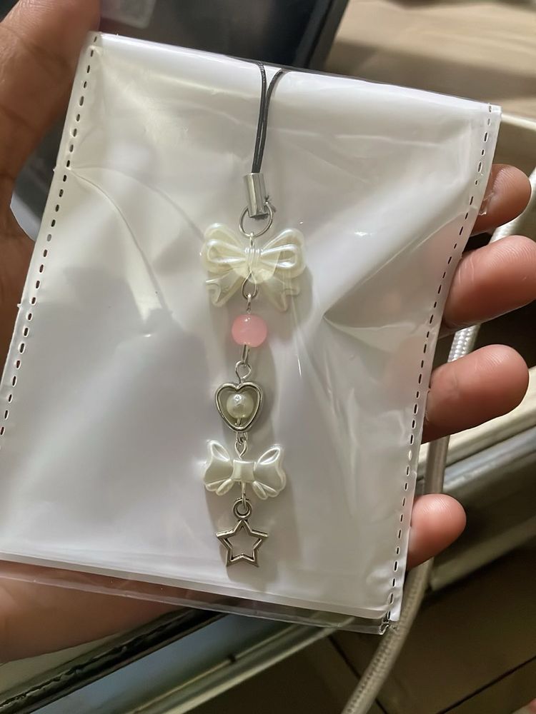 Cute Bow Charm Keychain/Accessory💗