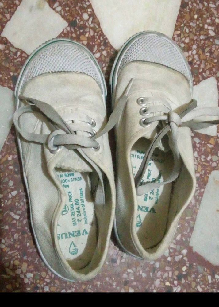 Sports Shoes Good Condition