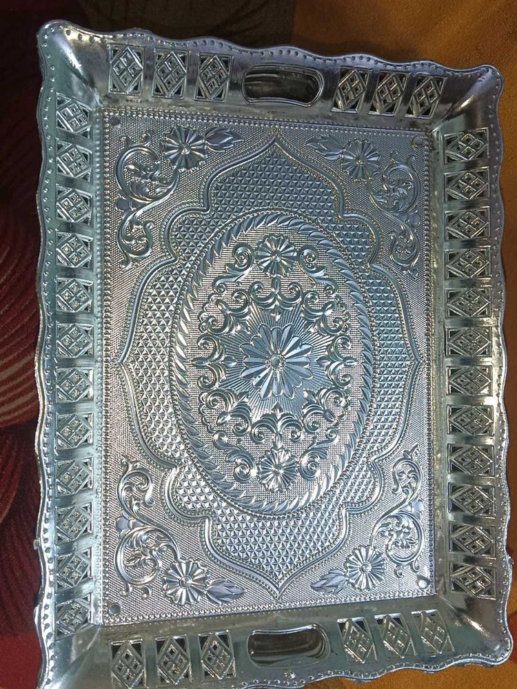 beautiful classic serving tree plastic material li