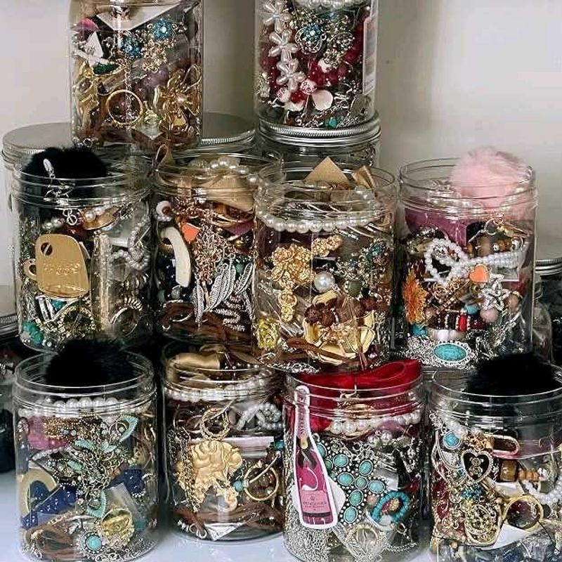 Mystery jewellery jar 🫙