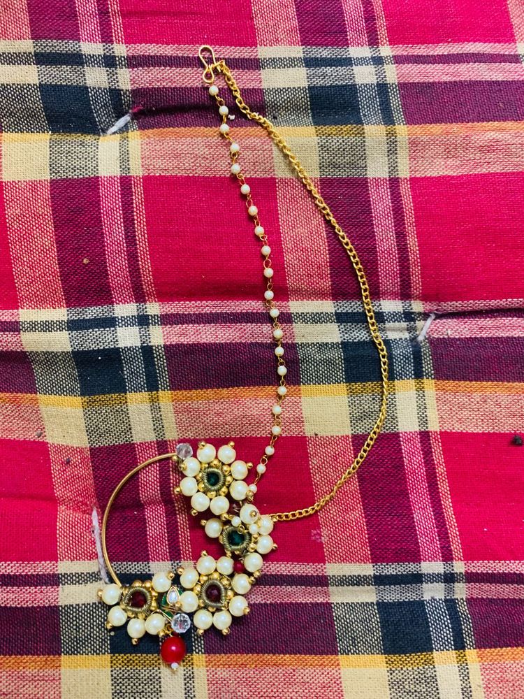 Traditional Kundan Nath with Pearl Chain
