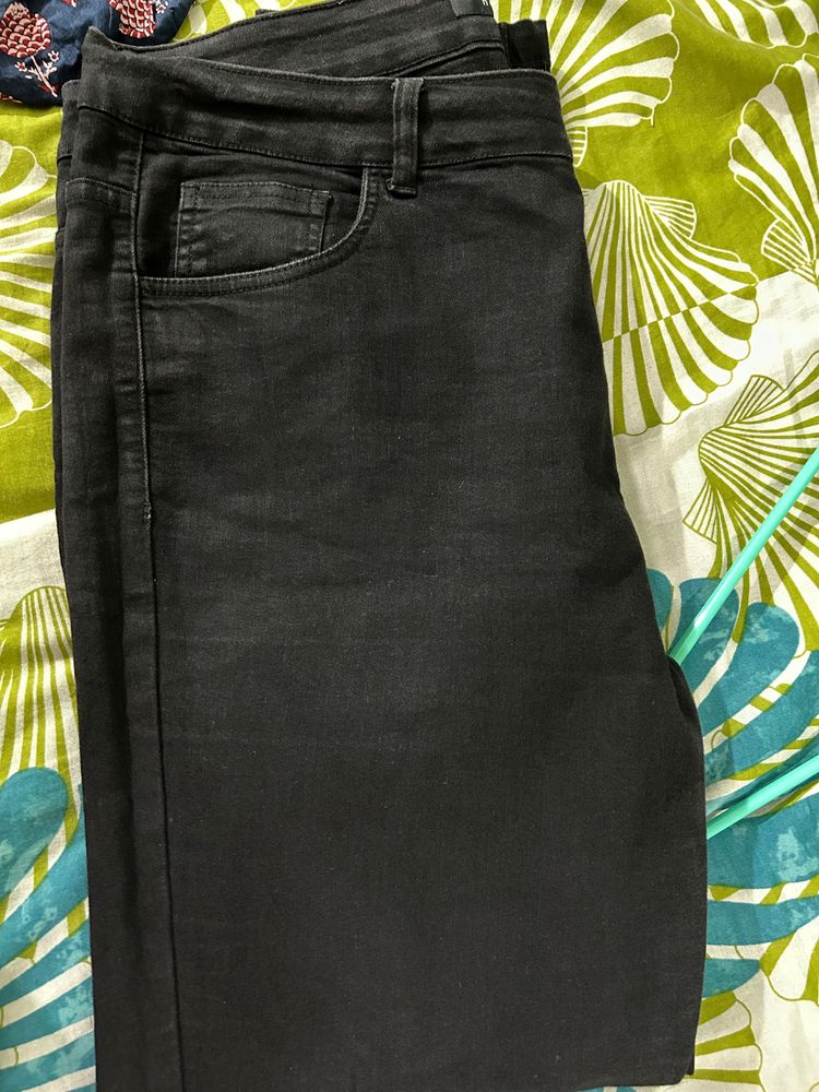 Black High Waisted Jeans