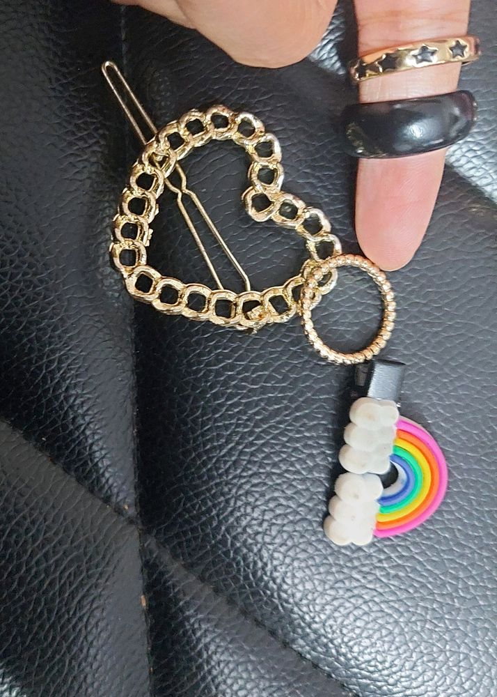 Set Of Three Rings And Two Clips