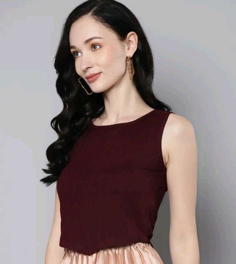 Ribbed Sleeveless Burgundy Top