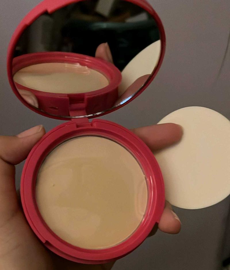 Mila Beaute Sunshield Sunscreen Compact SPF 50+