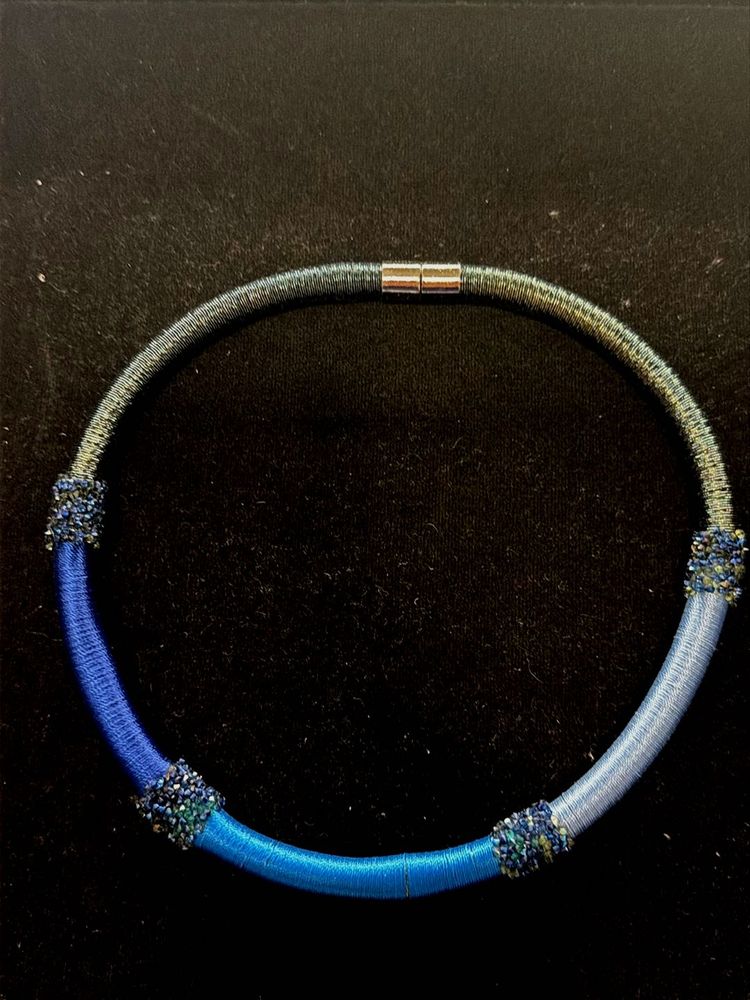 magnetic necklace