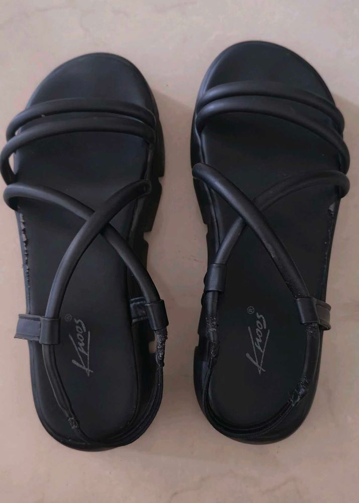 Stylish Black Flat Sandals