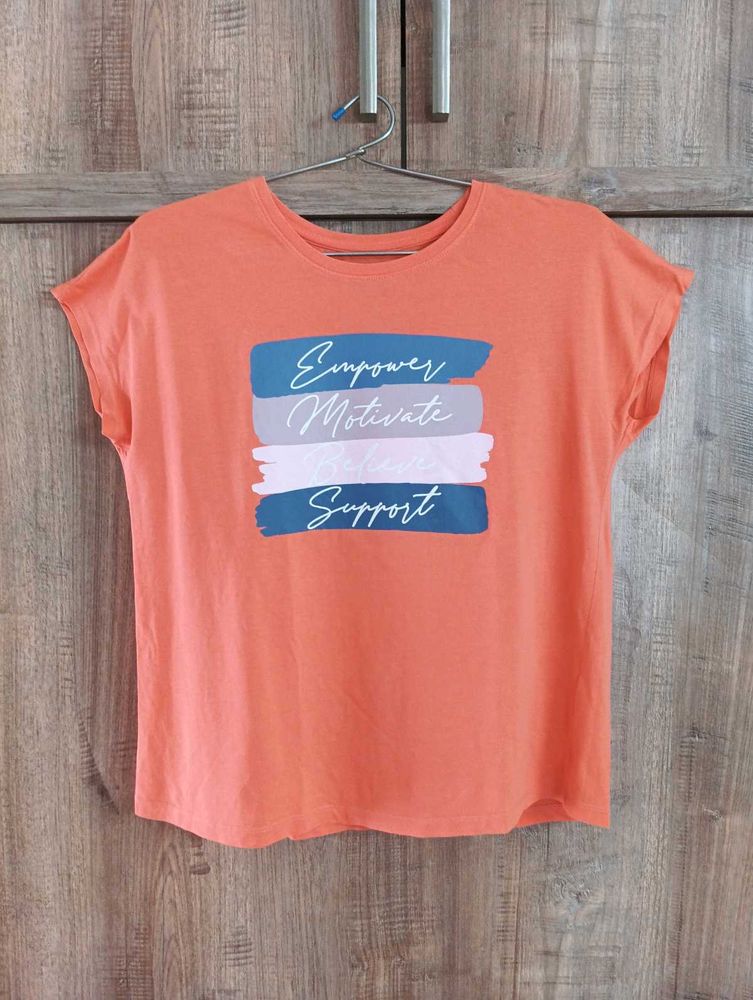 WOMEN'S T-SHIRT