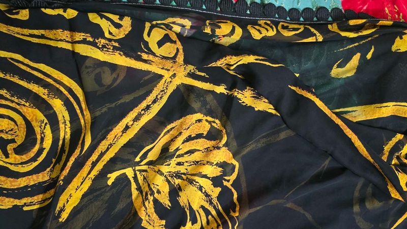 black khadi printed saree🖤💛