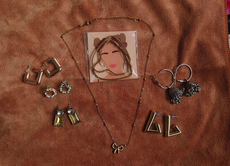 Jewellery Combo – Necklace &amp; Earrings