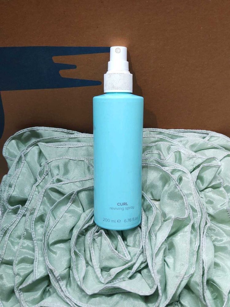 Curl Reviving Spray