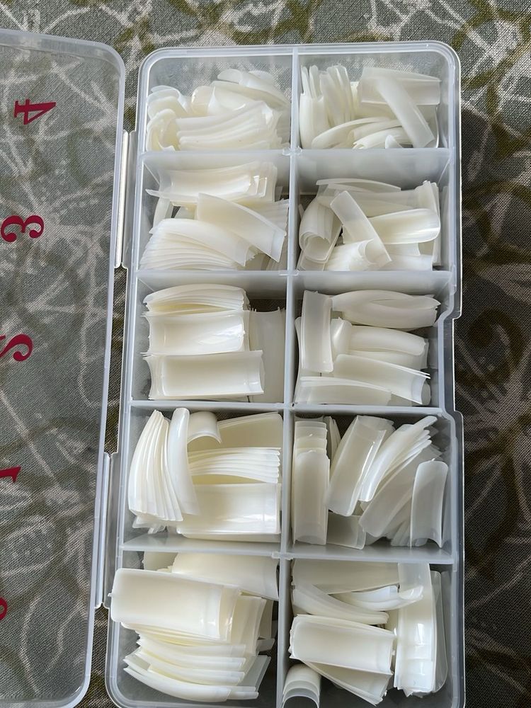 Nail extensions set