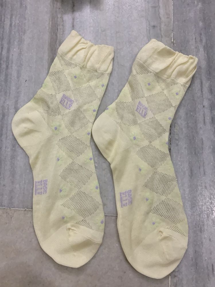 Elle Argyle Pattern Socks