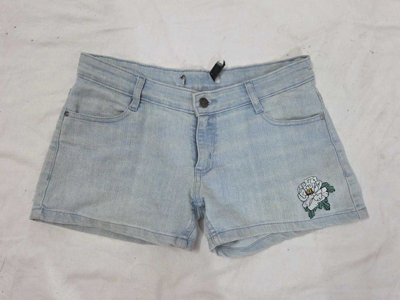 Light Wash Denim Shorts with Floral Embroidery