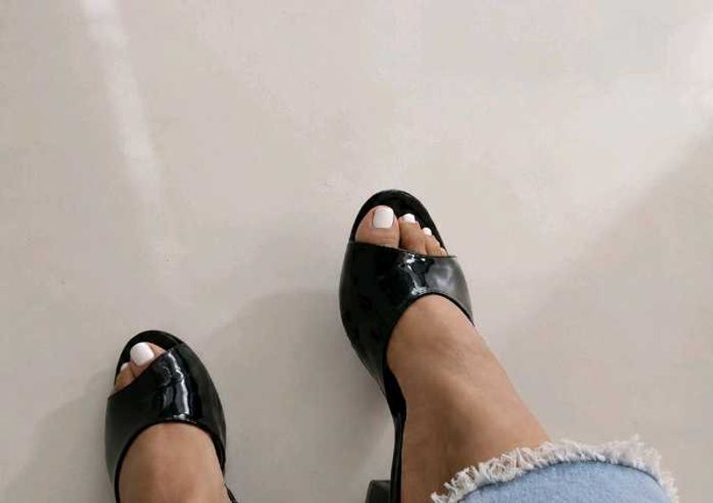 Black Jelly Slides