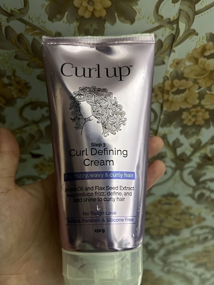 Curl Up  Define cream for hair