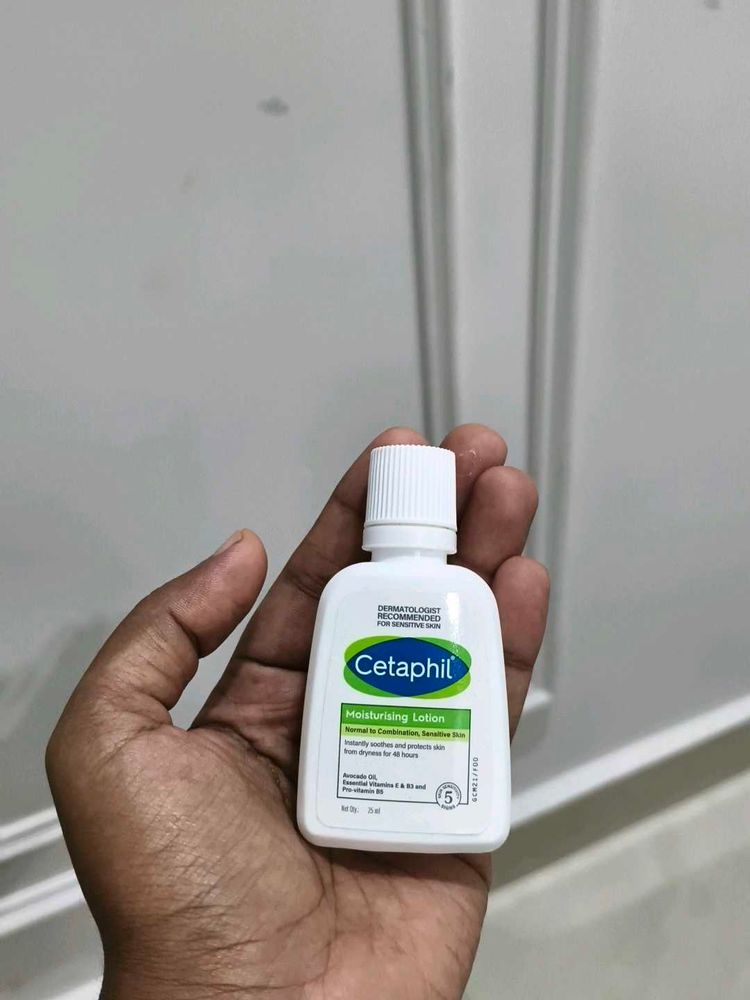 Cetaphil Moisturizing Lotion